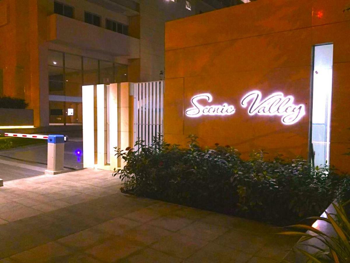 Michael Apartment Scenic Valley Ho Chi Minh City Exterior photo